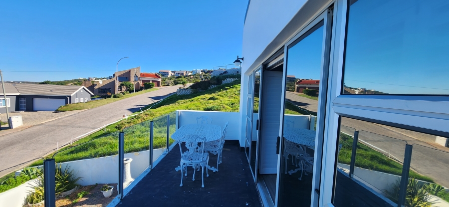 4 Bedroom Property for Sale in Dana Bay Western Cape